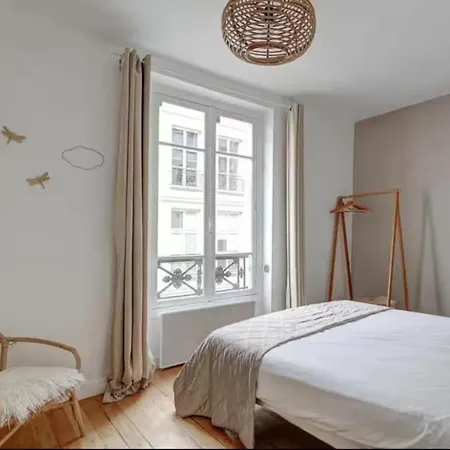 Apartmán 3br In Near Louvre Paříž